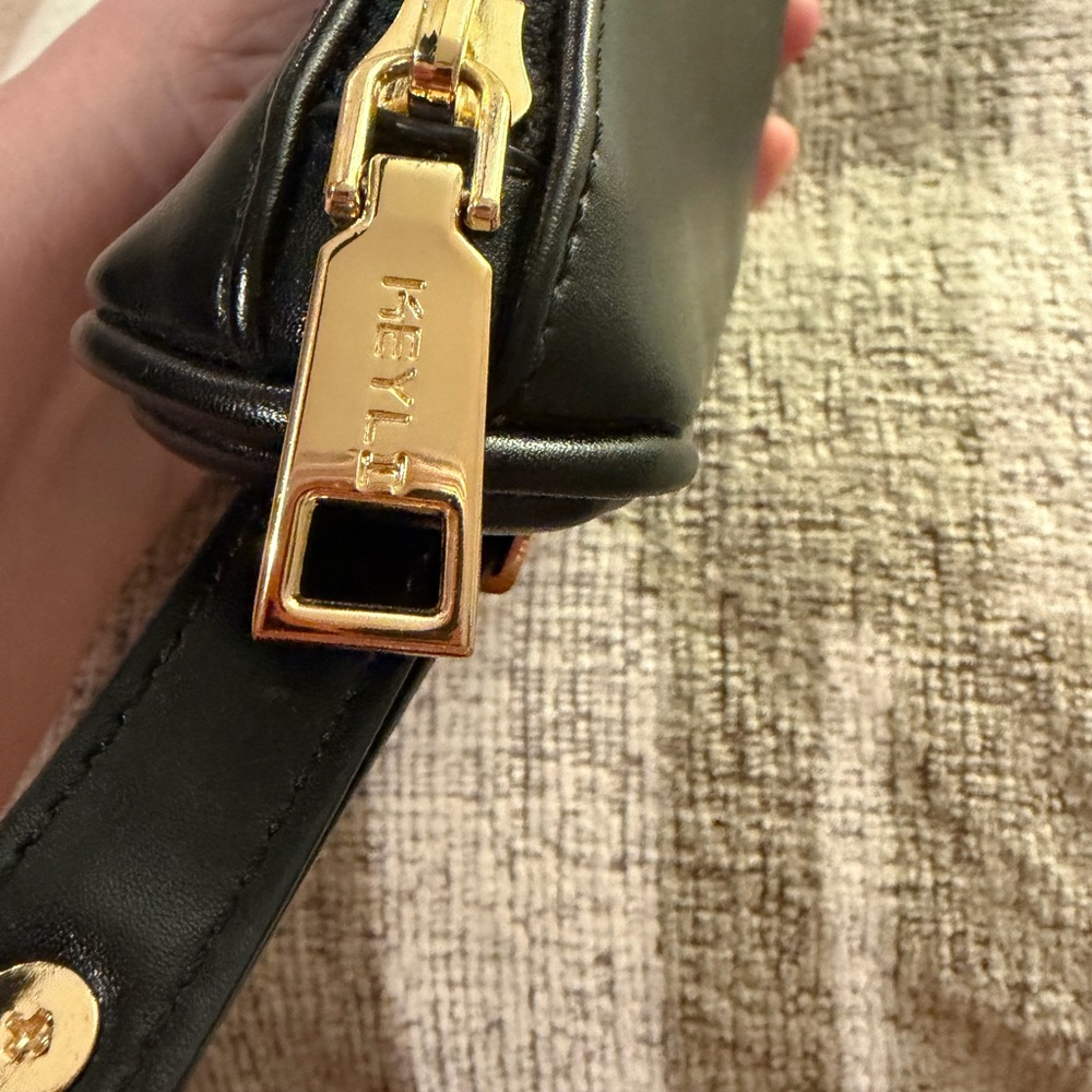Keyli NWOT Black Crescent Shoulder Bag with Gold Accents - Picture 7 of 8